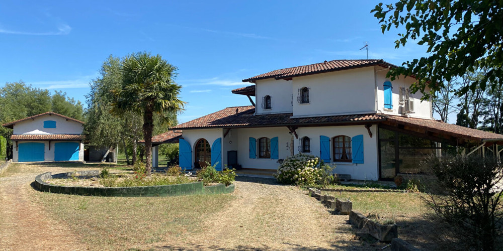 maison à CARCARES STE CROIX (40400)